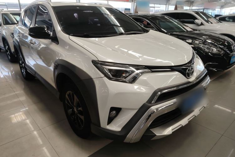 Used Toyota RAV4 2019 2.0L CVT Two-Wheel Drive Fashion X Limited Edition China V Standard