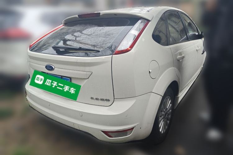 Used Ford Focus 2013 Hatchback Classic 1.8L Automatic Fashion Edition
