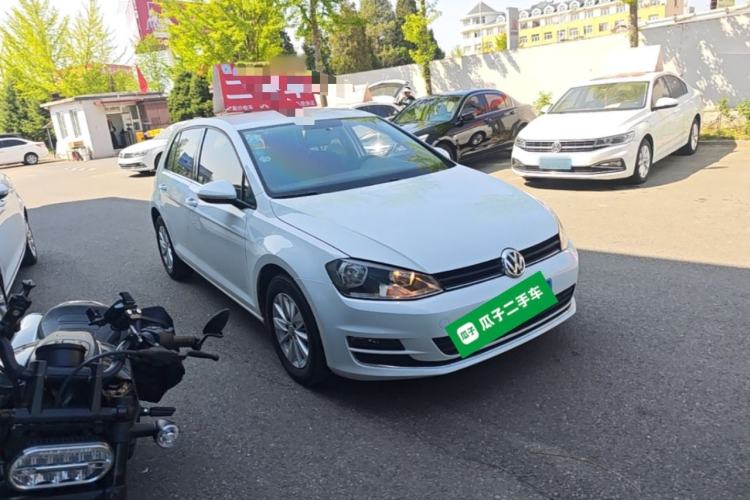 Used Volkswagen Golf 2016 1.6L Automatic Fashion Model