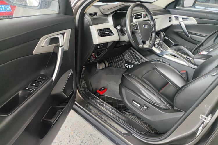 Used Geely Auto Emgrand X7 Sport 2018 1.8TD Automatic Two-Wheel Drive Smart Connect 4G Internet Edition