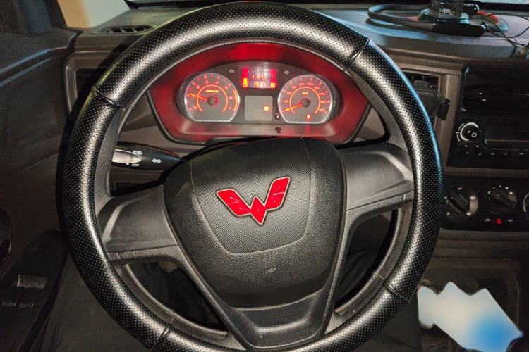 Used Wuling Hongguang V 2022 1.5L Jingqu Edition Electric-Assist LAR
