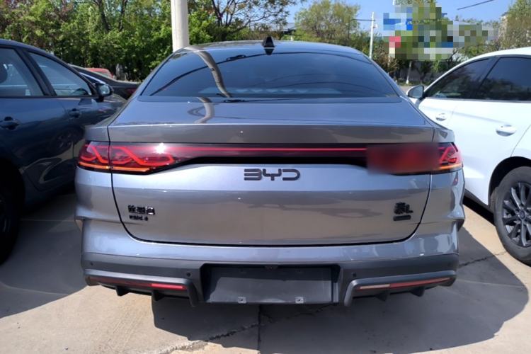 Used BYD Qin L 2025 DM-i Smart Drive 80KM Leading Model