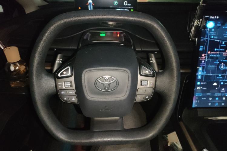 Used Toyota bZ3 2023 517 km Elite PRO Steering Wheel