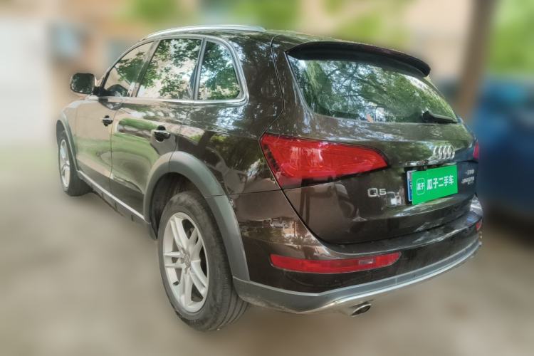 Used Audi Q5 2018 Collector's Edition 40 TFSI Technology Model
