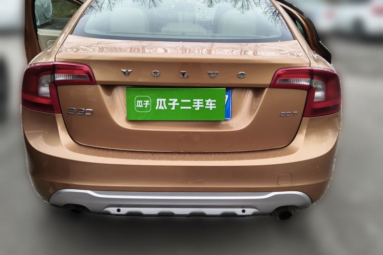 Used Volvo S60 2011 2.0T Zhiya Edition
