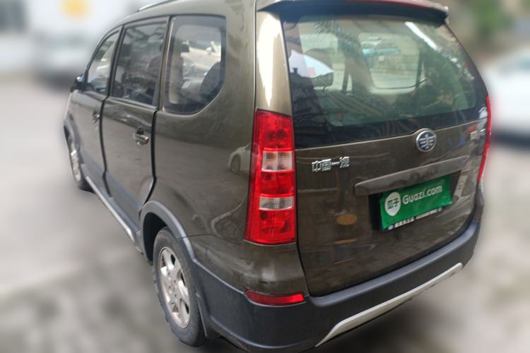 Used FAW Senya S80 2014 1.5L Manual 7-Seater Sporty Comfortable C Version
