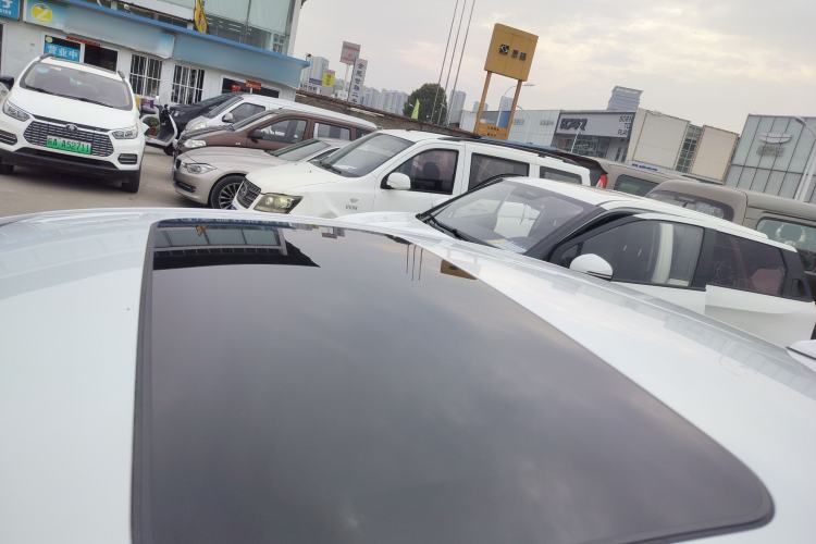 Used Hyundai Elantra (6th Generation / Lingdong) 2016 1.6L Automatic ZhiXuan – Elite Version Roof