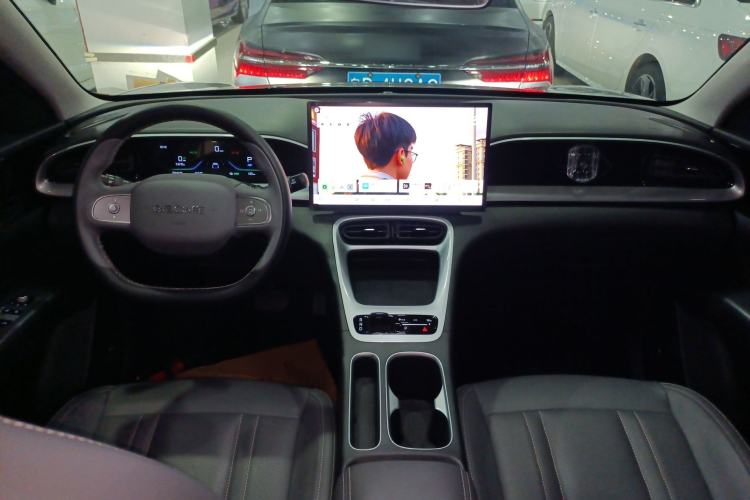 Used Geely Galaxy Geome 2025 310km Dream Edition Center Console