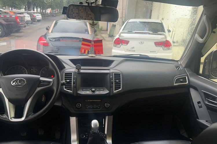 Used Leopaard Q6 2016 2.4L Manual 4x4 All-Terrain Edition