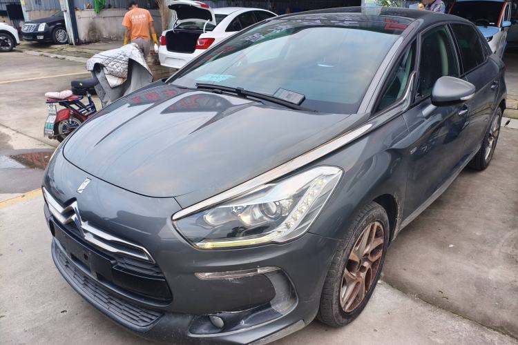 Used DS 5 2014 1.6T Elegant Version THP160