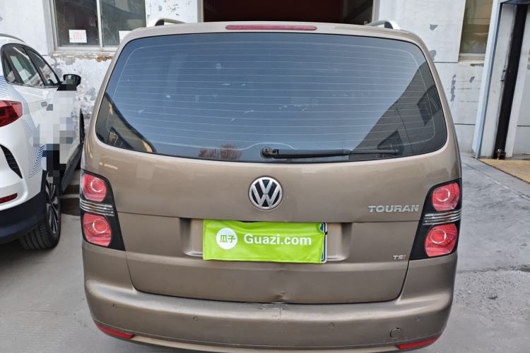 Used Volkswagen Touran 2015 1.4T DSG Comfort Edition 5 Seats
