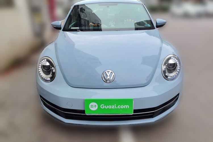 Used Volkswagen Beetle 2015 180TSI model
