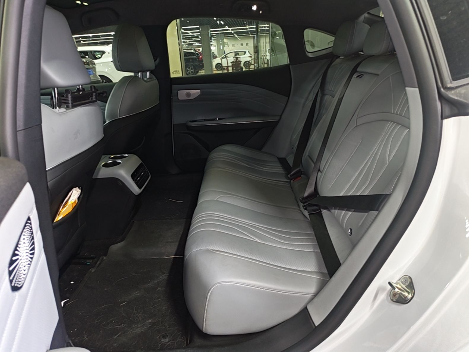 Geely Galaxy E8 2024 550 km Range Rear-Drive MAX — снимка 20