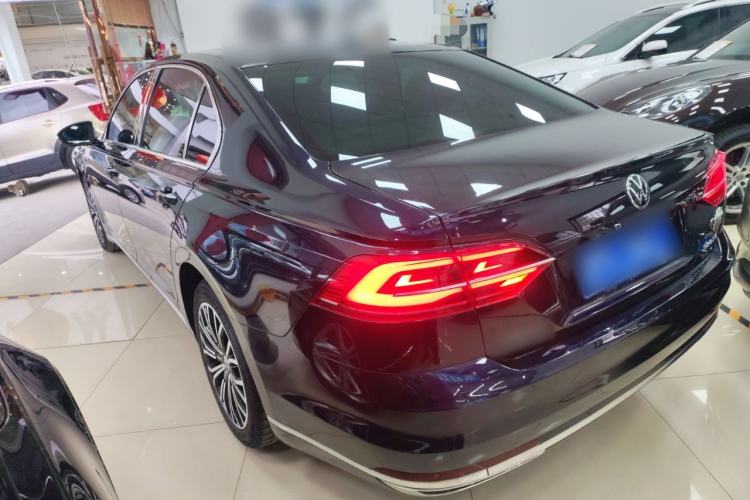 Used Volkswagen Phideon 2021 380TSI Luxury Edition
