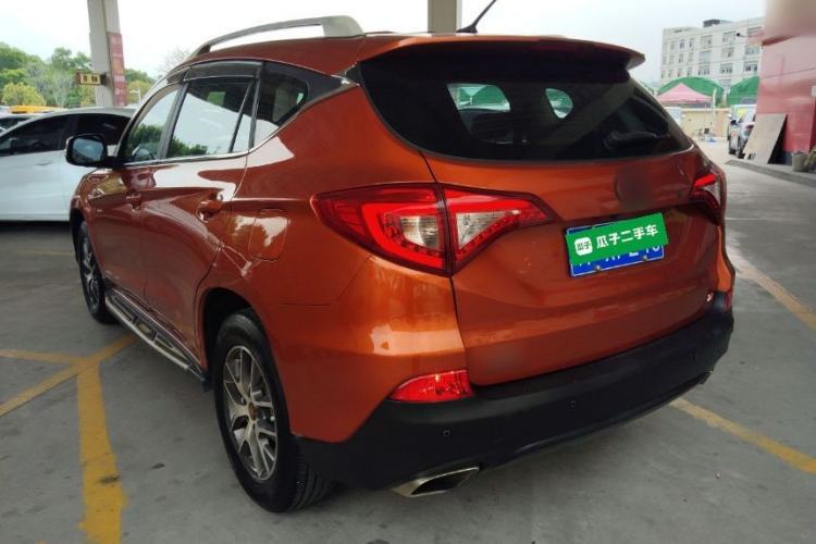 Used BYD Song 2017 Gaishi Upgrade Edition 1.5TI Manual Elite Model Exterior 2