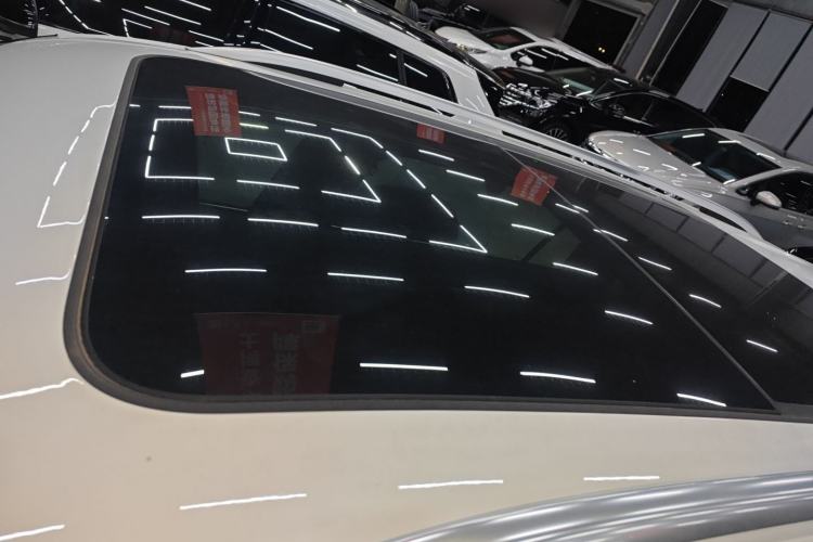 Used Volkswagen Tiguan L 2024 Outstanding Model 330TSI Automatic Two-Wheel Drive R-Line Dragon Glory Edition
