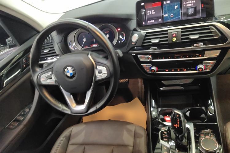 Used BMW X3 2018 xDrive25i Luxury Package China VI Emission Standard
