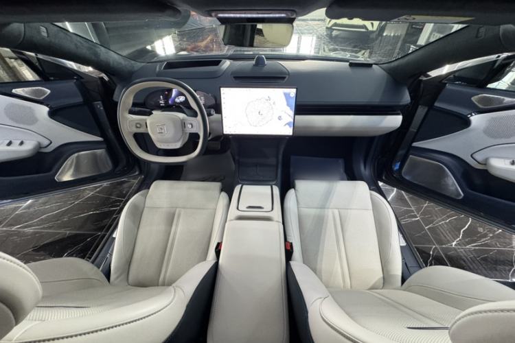 Used Zeekr 007 2025 Long-Range All-Wheel-Drive Intelligent Driving Version 100 kWh Interior 3