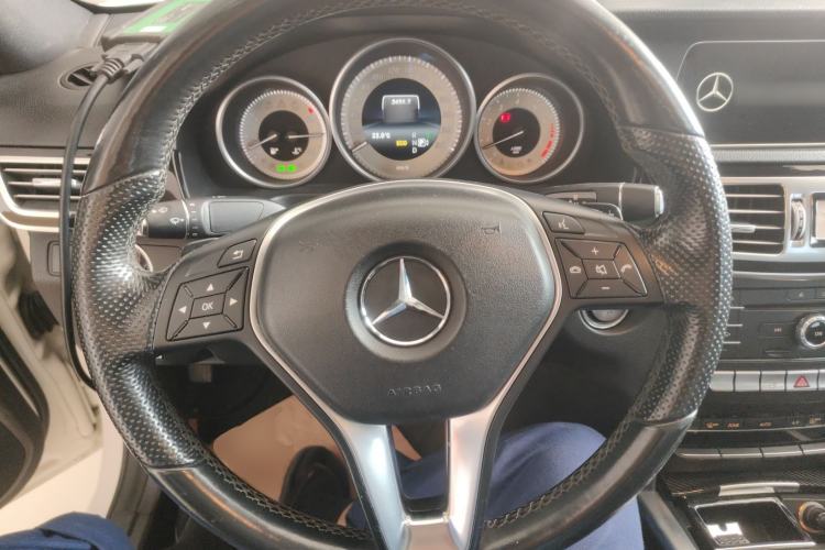 Used Mercedes-Benz E-Class 2015 Facelift E 200 L Sport Edition