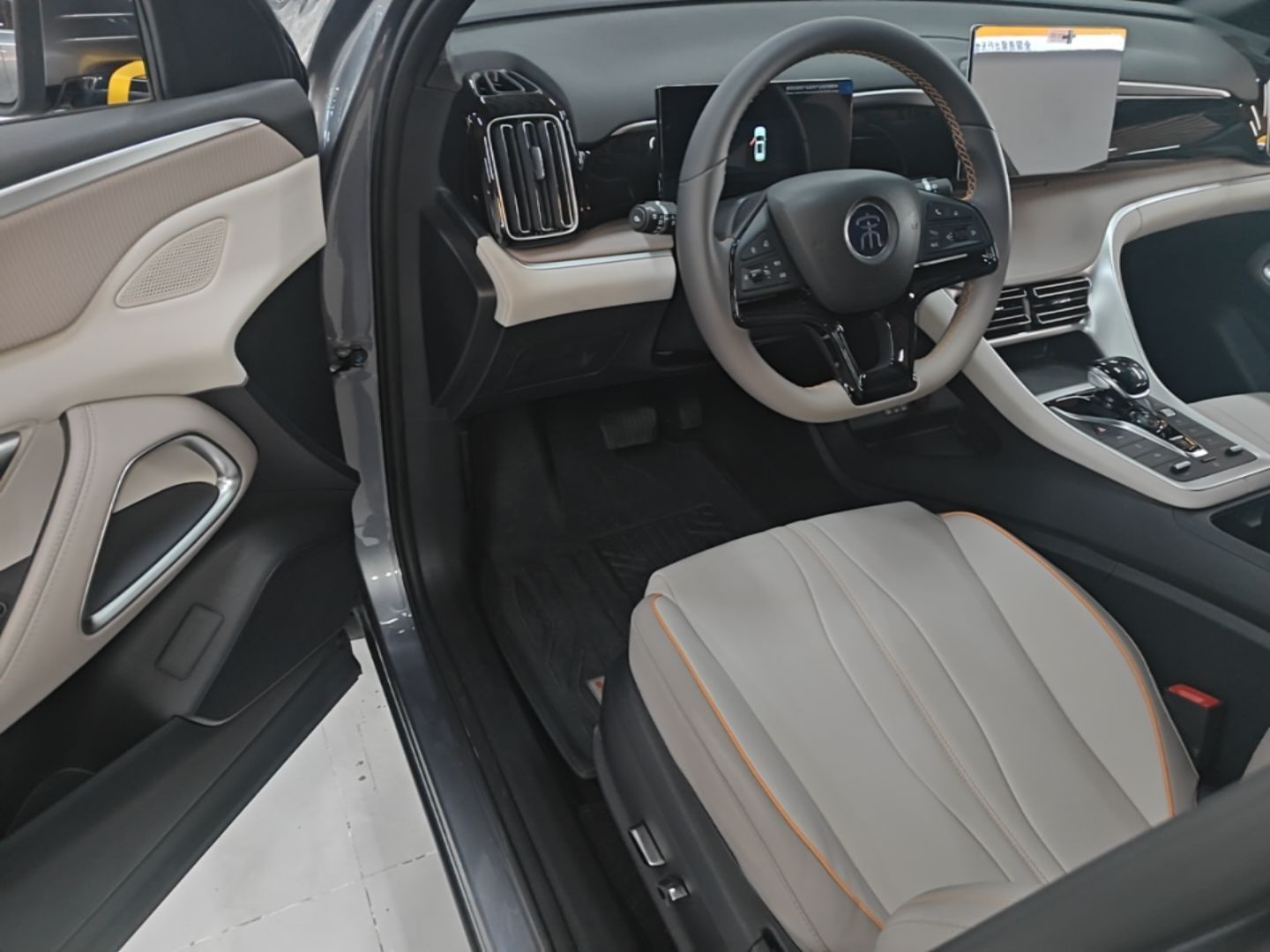 BYD Song Pro New Energy 2024 HONOR Edition DM-i 71KM Navigation Model — снимка 18