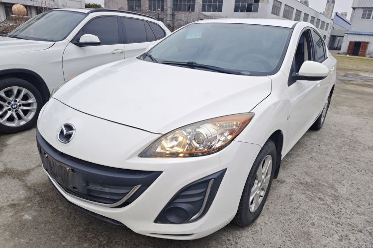Used Mazda Mazda 3 2015 Sedan 1.6L Manual Comfort Model