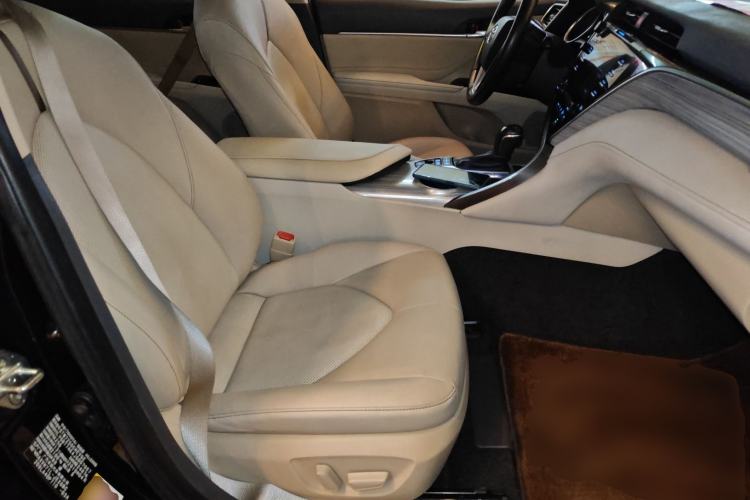 Used Toyota Camry 2018 Dual-Engine 2.5 HG Luxury Edition
