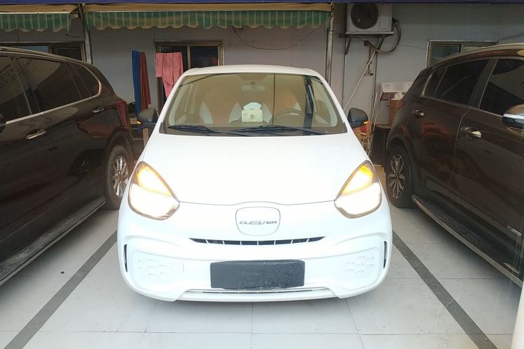 Used Roewe Clever 2022 311km QiQi BoBo Edition Front