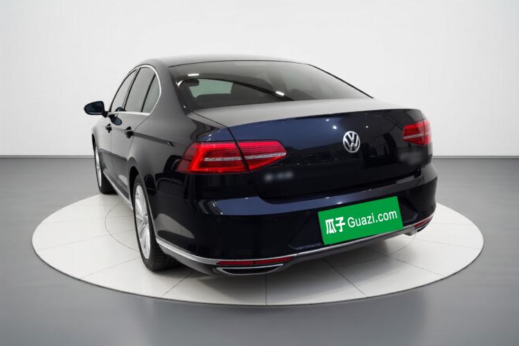 Used Volkswagen Magotan 2018 330TSI DSG Luxury Model Exterior 3