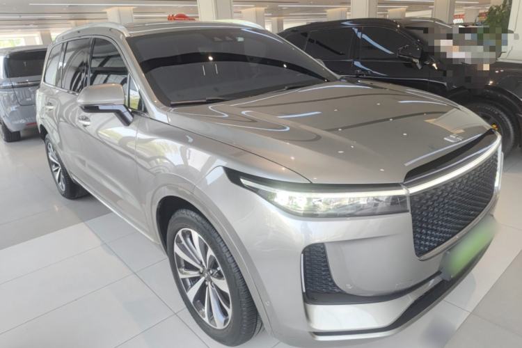 Used Li Auto ONE 2020 Extended-Range 6-Seater Version Front Right 45 Deg