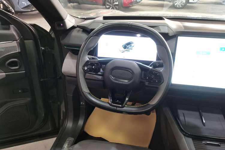 Used Lynk & Co 08 EM-P 2023 220km All-Wheel-Drive Performance Halo