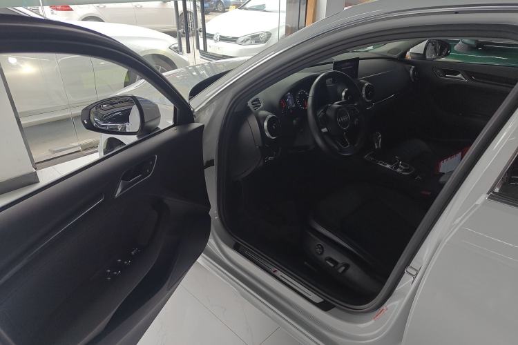 Used Audi A3 2018 30th Anniversary Edition Sportback 35 TFSI Fashion Model