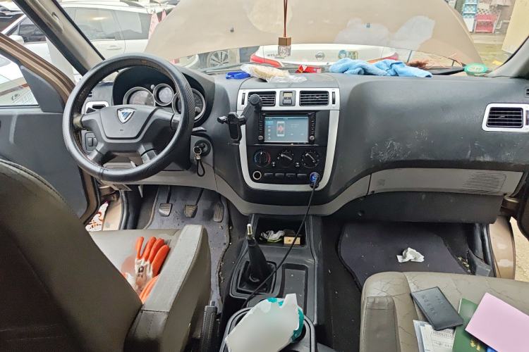 Used Foton MP-X E 2014 2.4L Wealth Express Comfort Version Basic Edition with 4G64