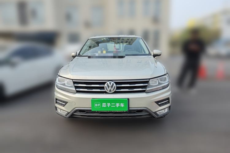 Used Volkswagen Tiguan L 2017 330TSI Automatic Two-Wheel Drive Luxury Edition