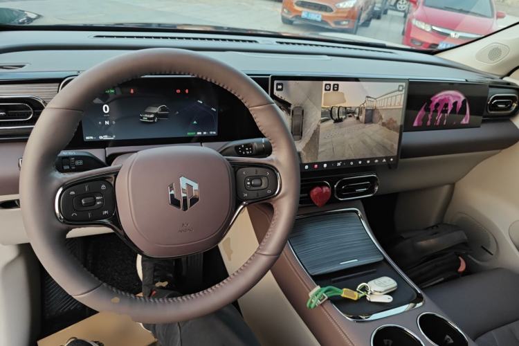 Used Leapmotor C11 2024 All-Electric 580 Luxury Edition
