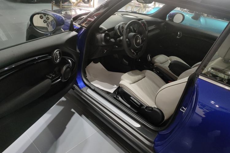 Used MINI MINI 2019 1.5T COOPER CABRIO Artist