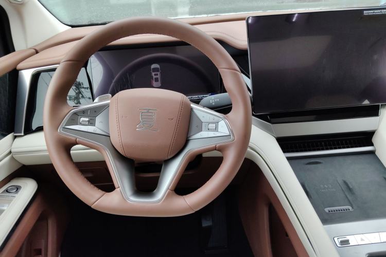 Used BYD Xia 2025 DM-i 1.5T 180km Beyond Edition Steering Wheel