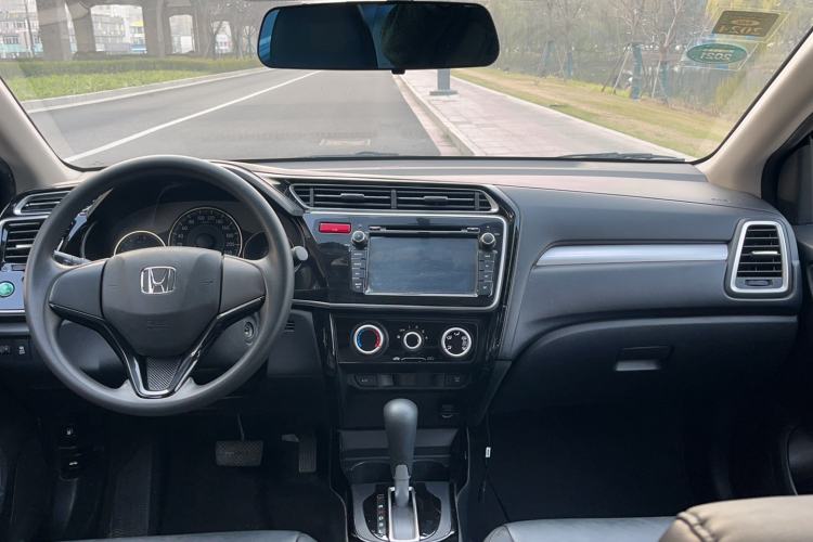 Used Honda Greiz 2016 1.5L CVT Fashion Edition
