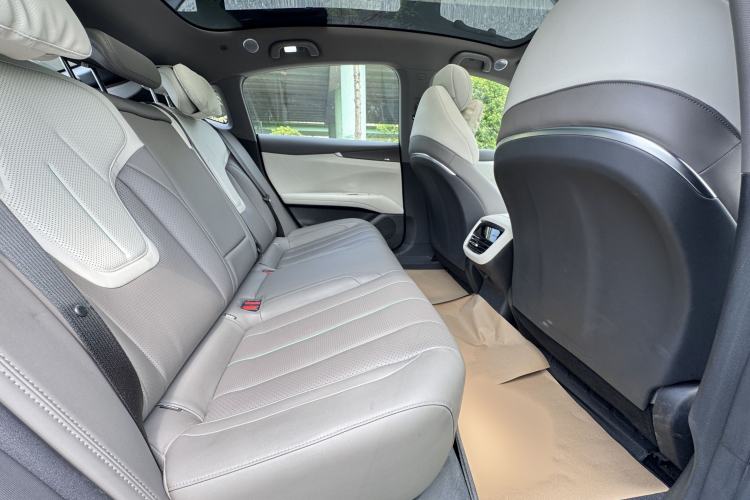 Used Deepal L07 2024 230Max Qiankun Intelligent Driving ADS SE Range-Extended Version