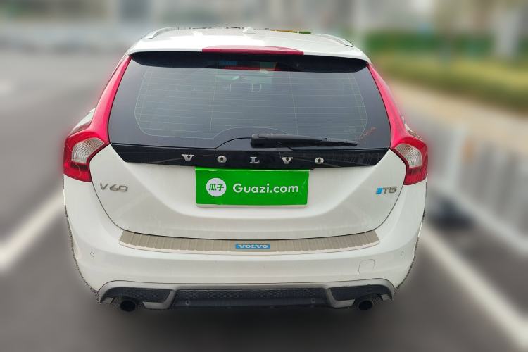 Used Volvo V60 2017 T4 Smart Edition China V Standard
