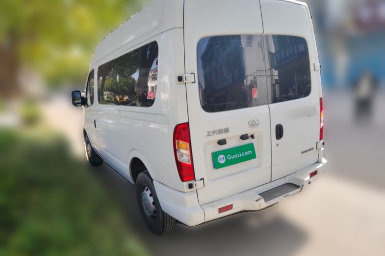 Used SAIC MAXUS Xintu V80 2018 2.5T 6-Speed Manual Aoyuntong Short Wheelbase Mid-Height 5-6 Seater