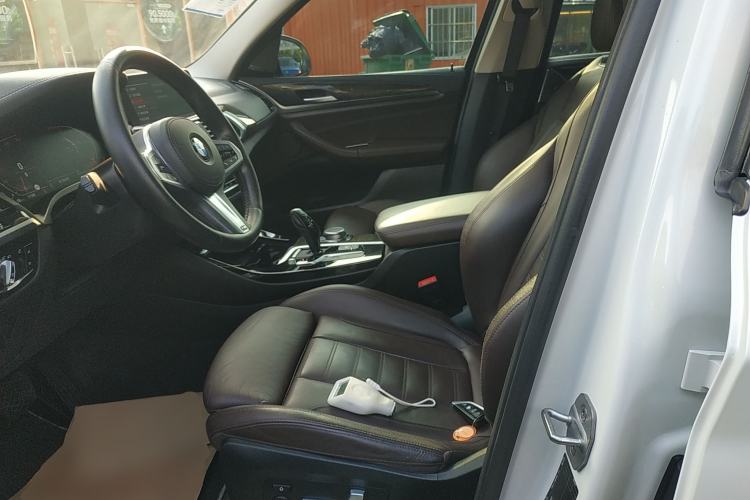 Used BMW X3 2020 xDrive30i Luxury Model with M Sport Package
