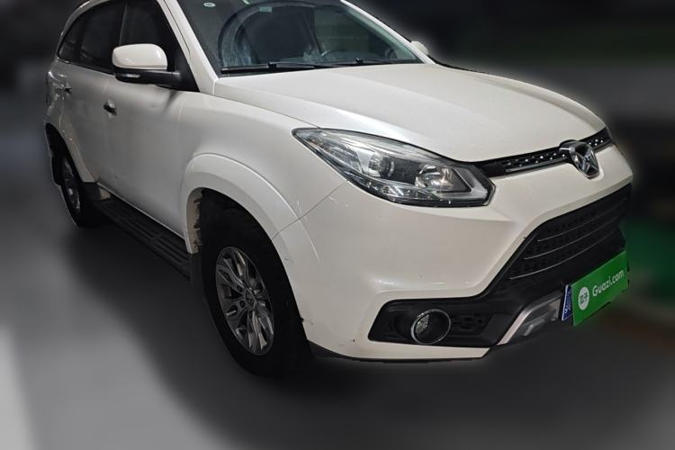 Used JMC Yusheng S350 2017 2.0T Automatic 2WD Diesel Luxury Version with Sunroof 5 Seats