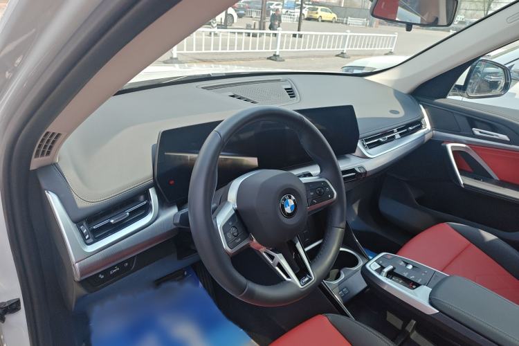 Used BMW X1 2024 sDrive25Li X Design Package Steering Wheel