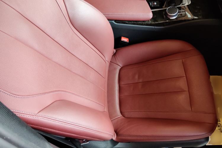 Used BMW 5 Series 2020 530Li Leading Model M Sport Package Right Front Seat