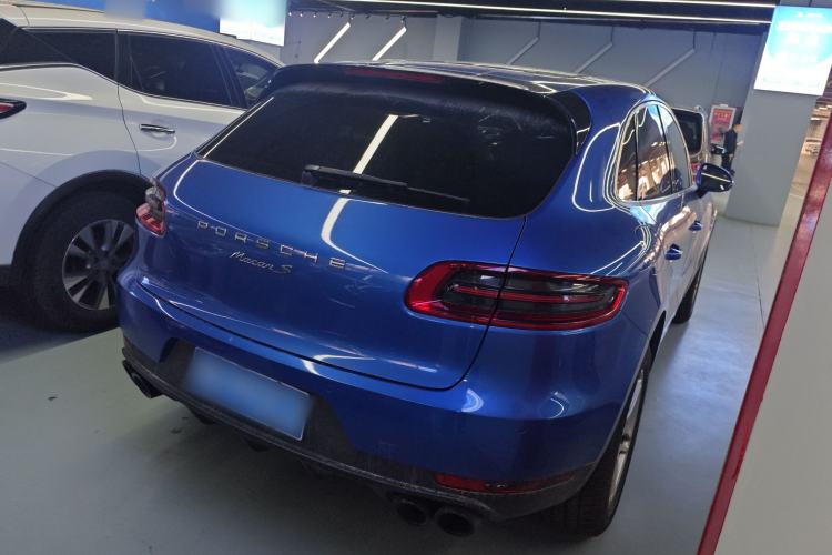 Used Porsche Macan 2017 Macan S 3.0T Rear Right 45 Deg