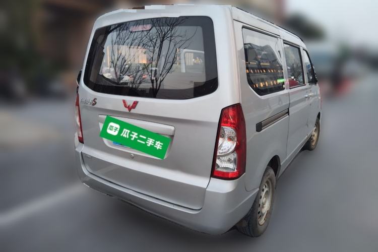Used Wuling Rongguang 2014 1.2L S Base Model
