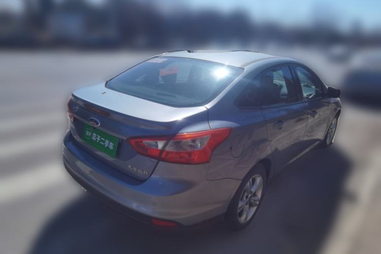 Used Ford Focus 2012 Sedan 1.6L Automatic Fashion Edition