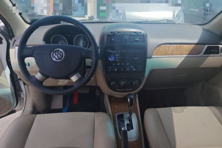 Used Buick Excelle 2015 1.5L Automatic Classic Model
