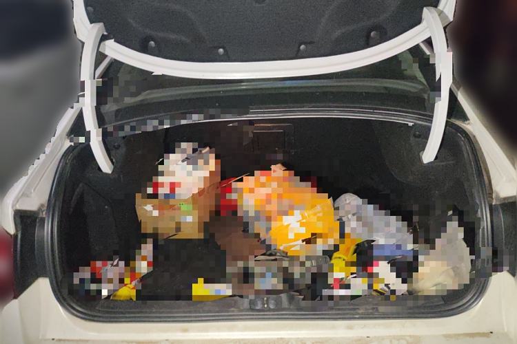 Used Citroen C5 2014 2.0L Automatic Luxury Edition Trunk