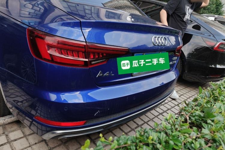 Used Audi A4L 2019 40 TFSI Fashion Edition China VI Emission Standard Rear